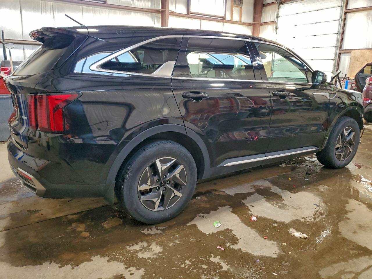 2022 KIA SORENTO S photo 3