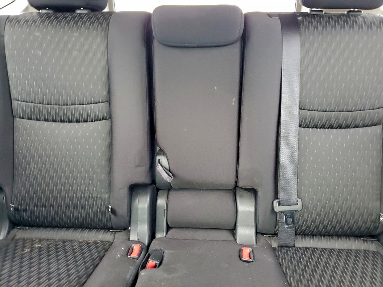 2019 NISSAN ROGUE S photo 10