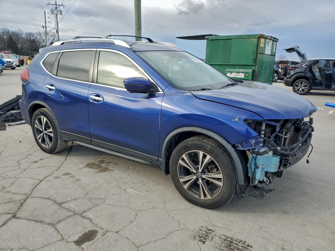 2019 NISSAN ROGUE S photo 4
