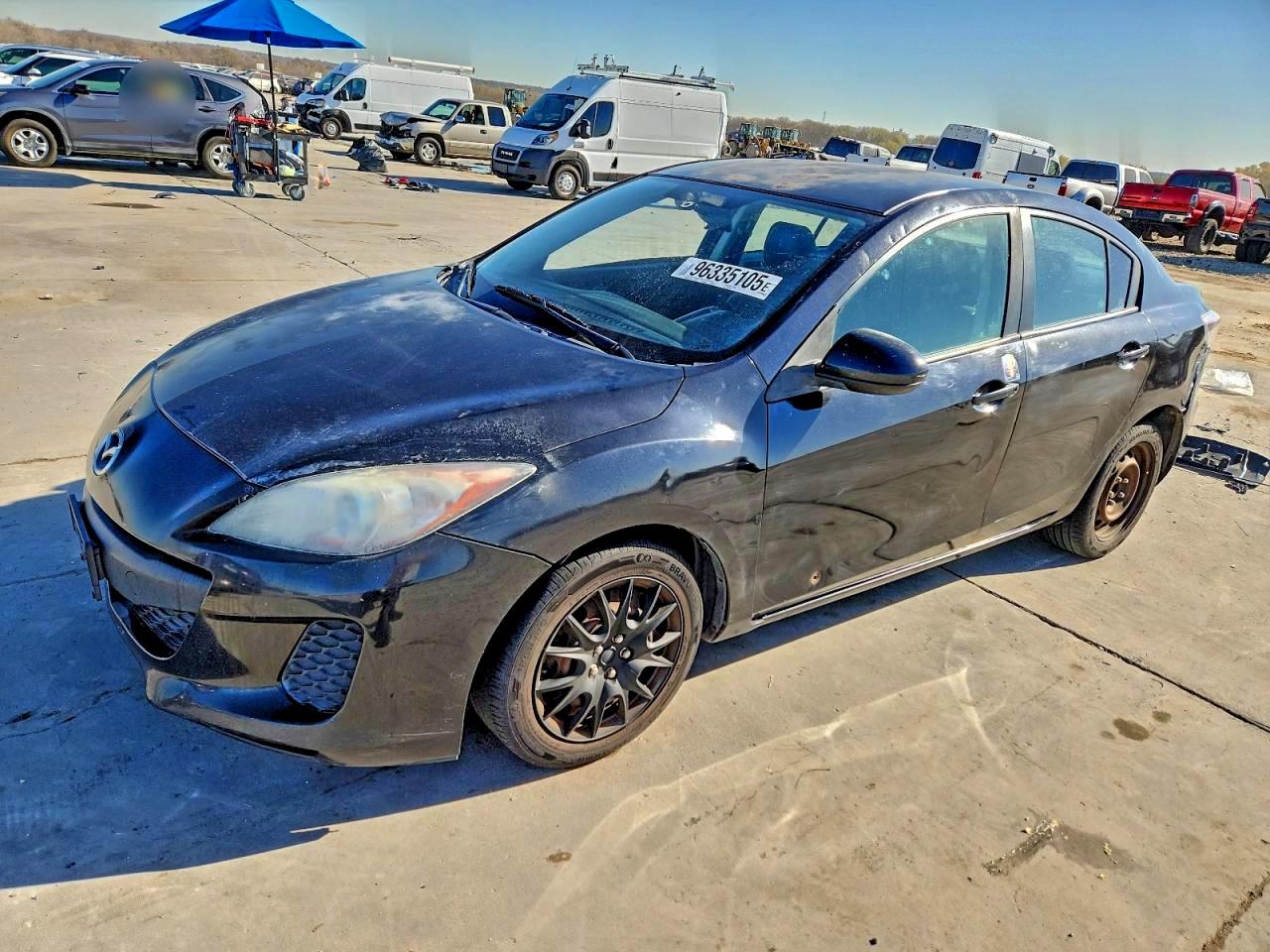 2013 MAZDA 3