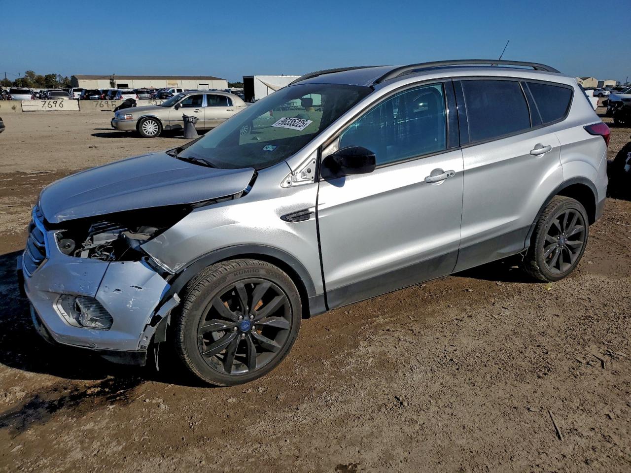 2019 FORD ESCAPE SE — FRONT END damage — photo 1