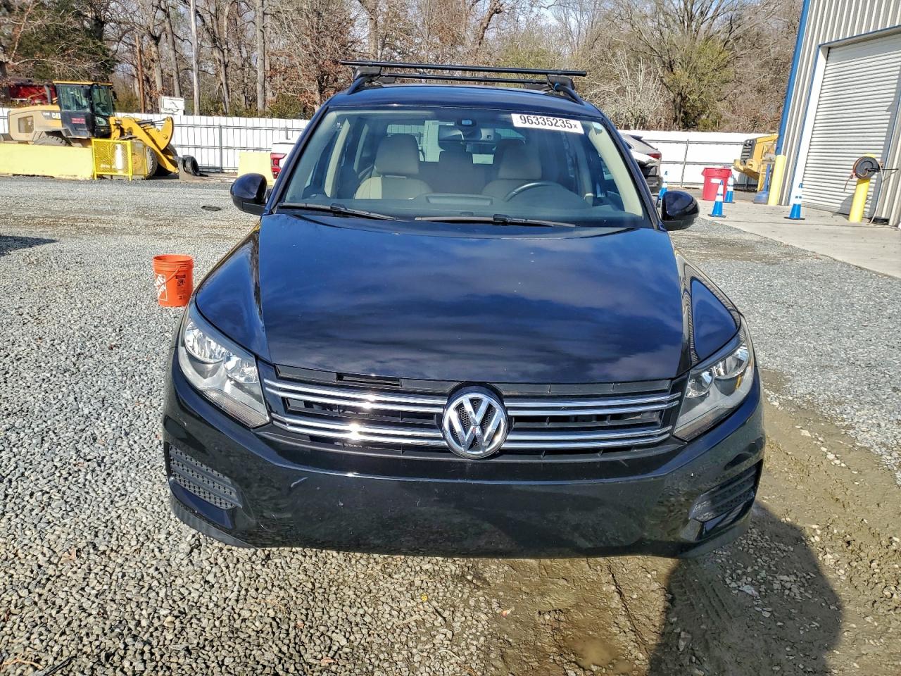 2016 VOLKSWAGEN TIGUAN S photo 9