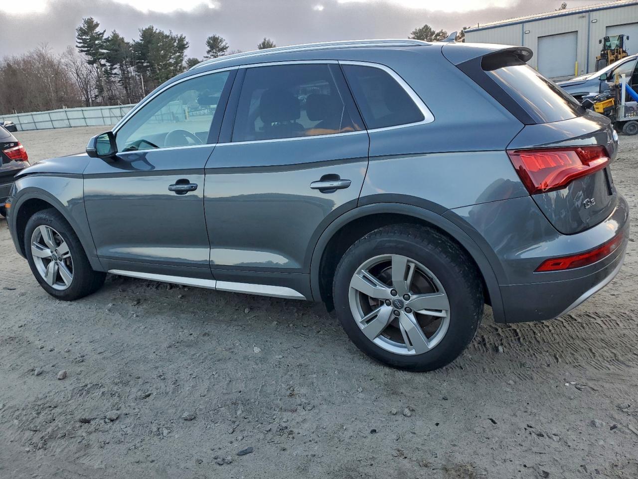 2019 AUDI Q5 PREMIUM PLUS photo 2