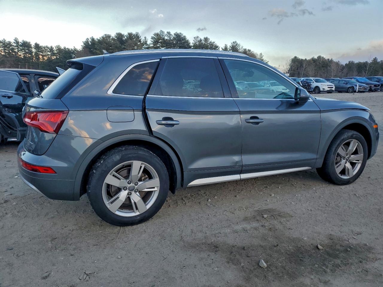 2019 AUDI Q5 PREMIUM PLUS photo 3