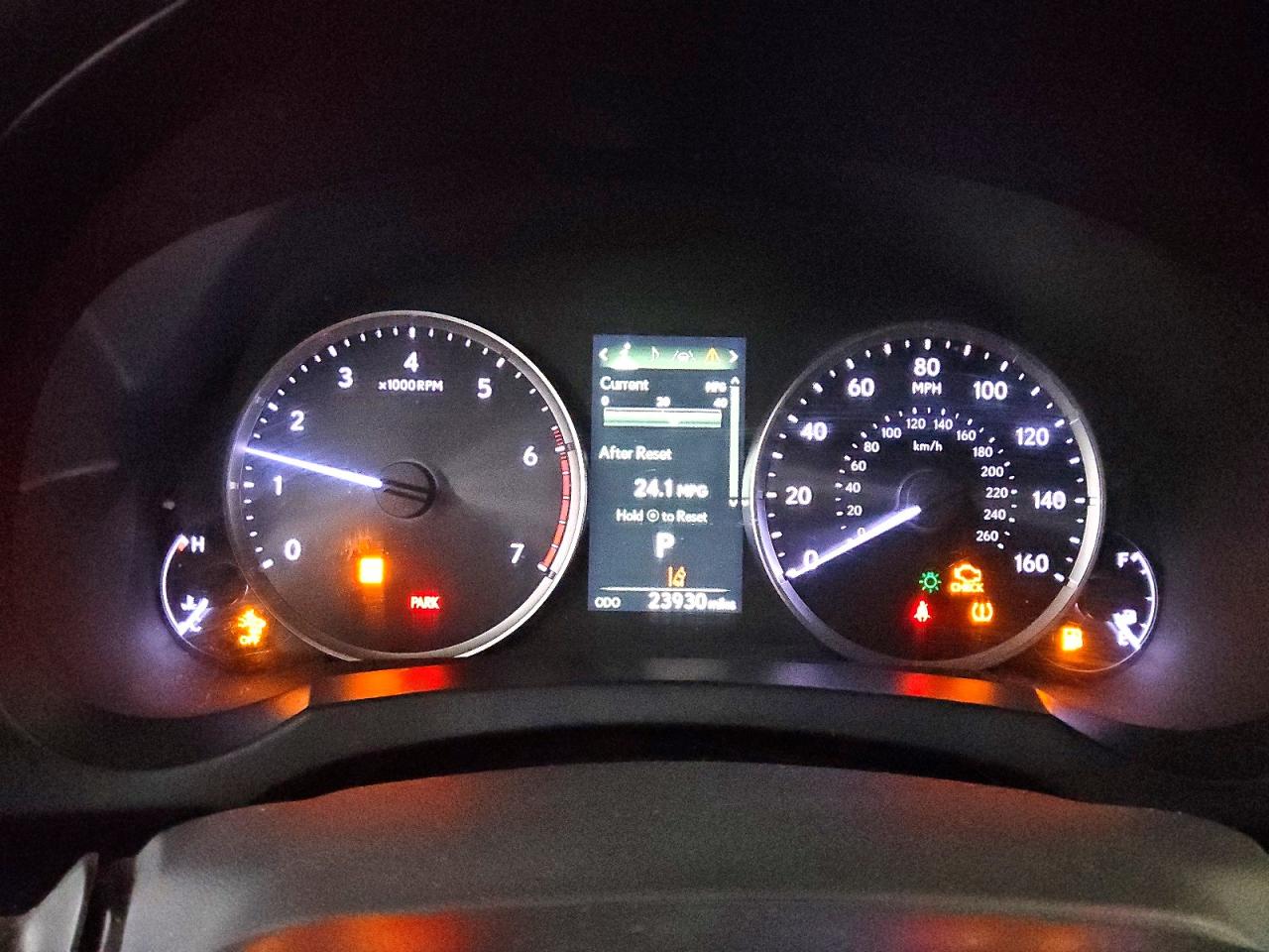 2022 LEXUS IS 300 photo 9