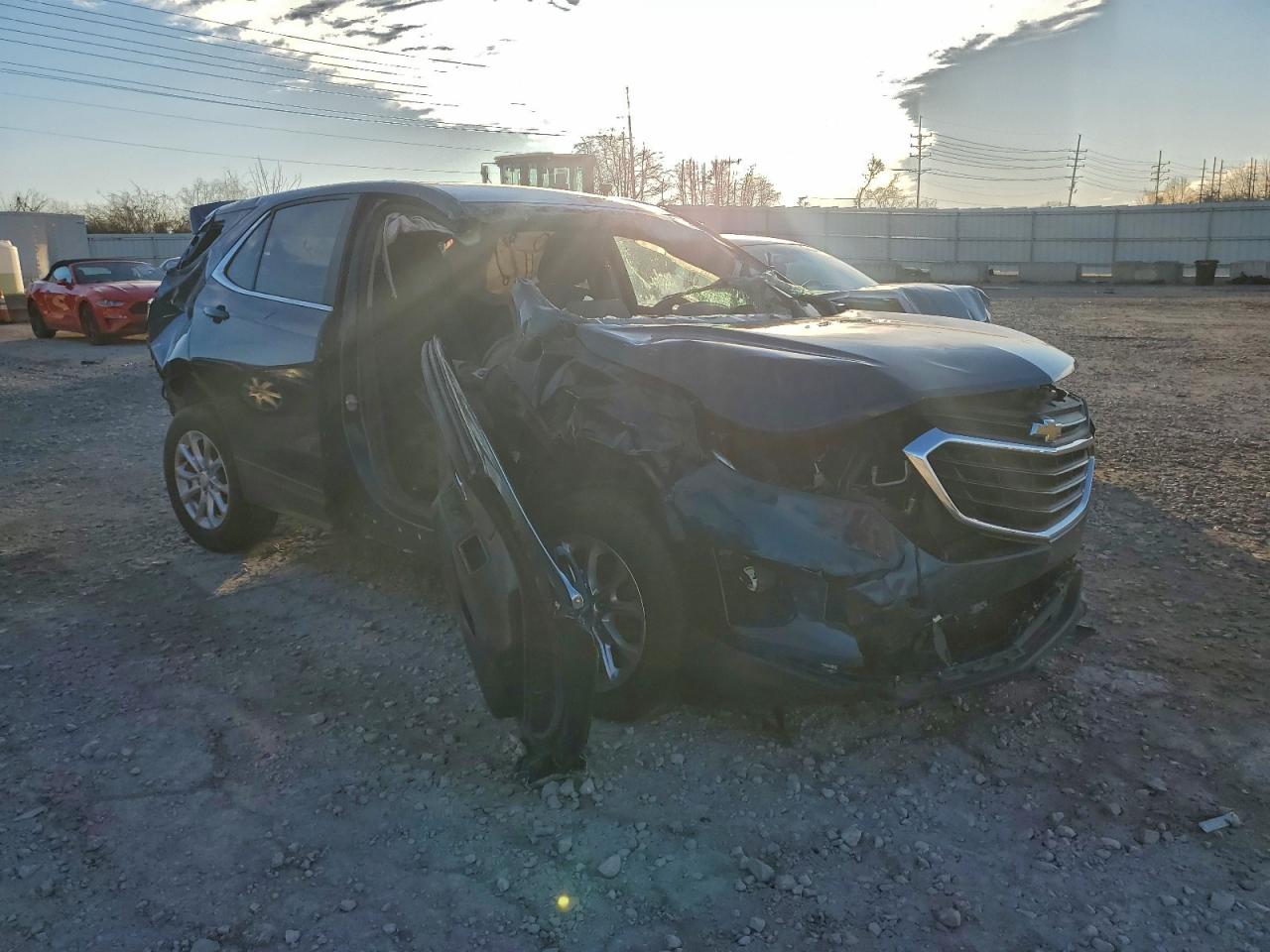 2021 CHEVROLET EQUINOX LT photo 4