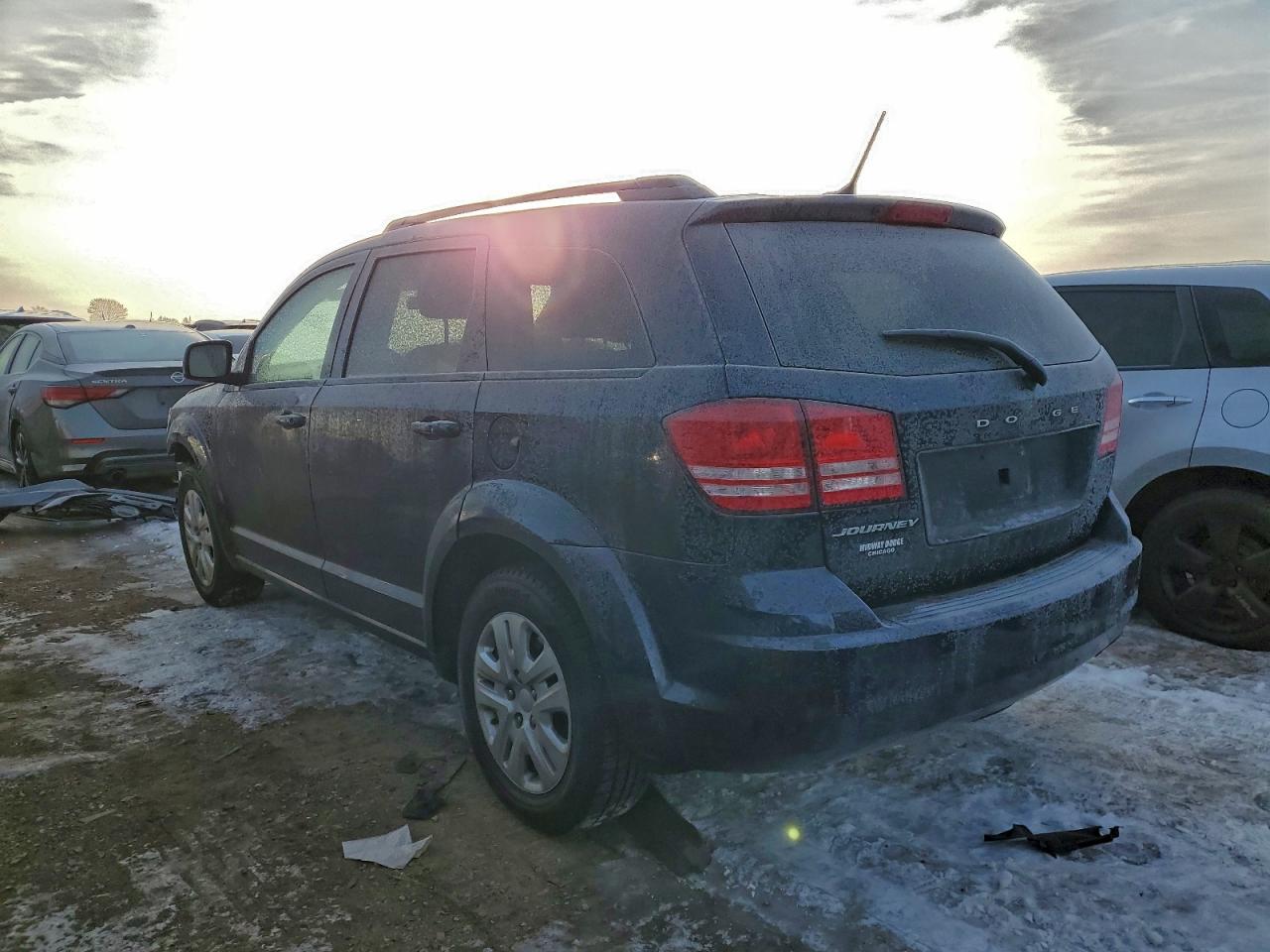 2018 DODGE JOURNEY SE photo 2