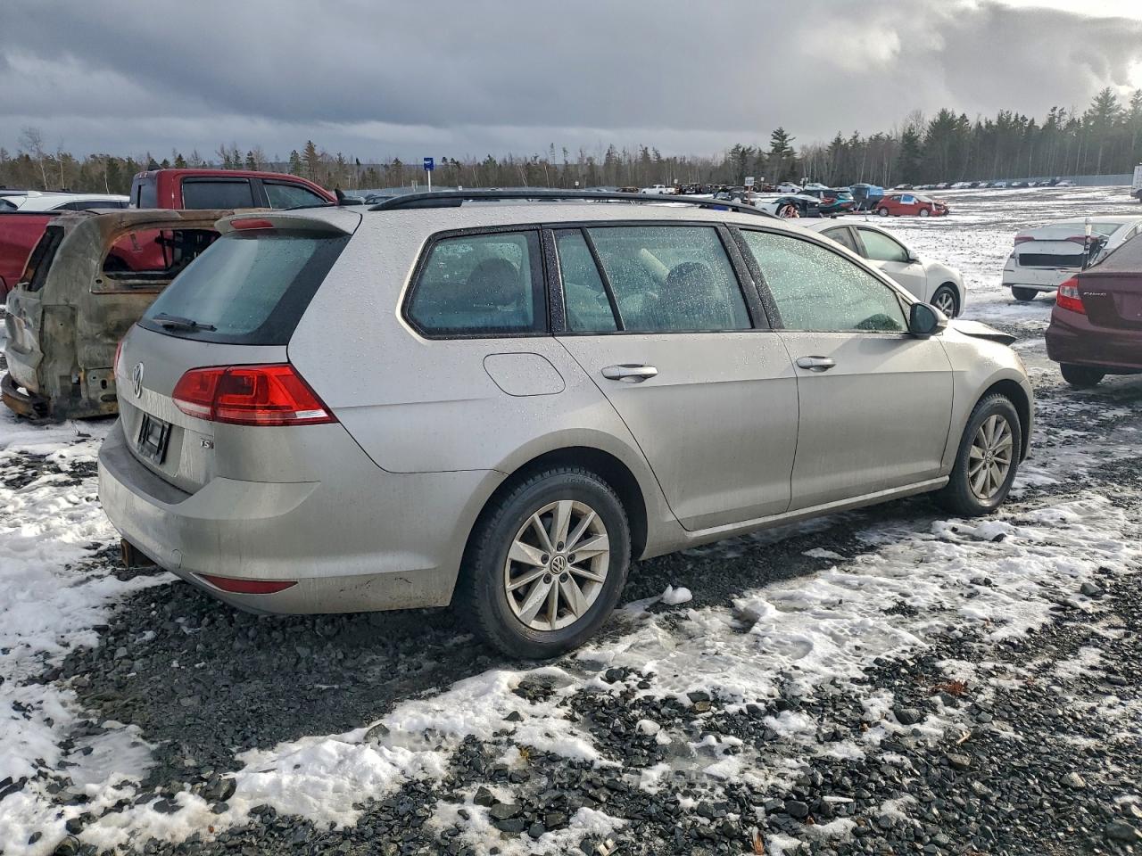 2015 VOLKSWAGEN GOLF SPORTWAGEN S photo 3