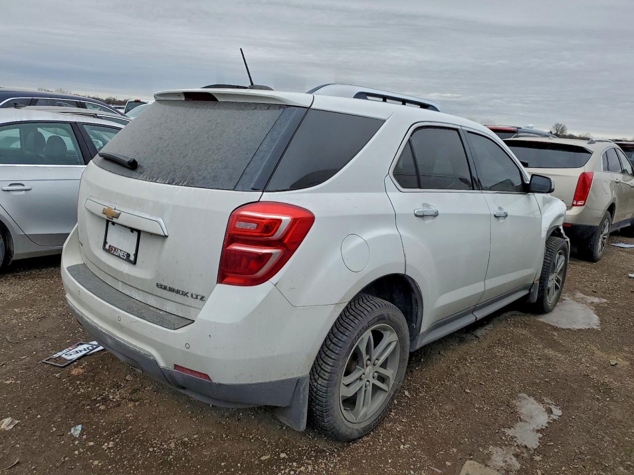 2016 CHEVROLET EQUINOX LTZ photo 3