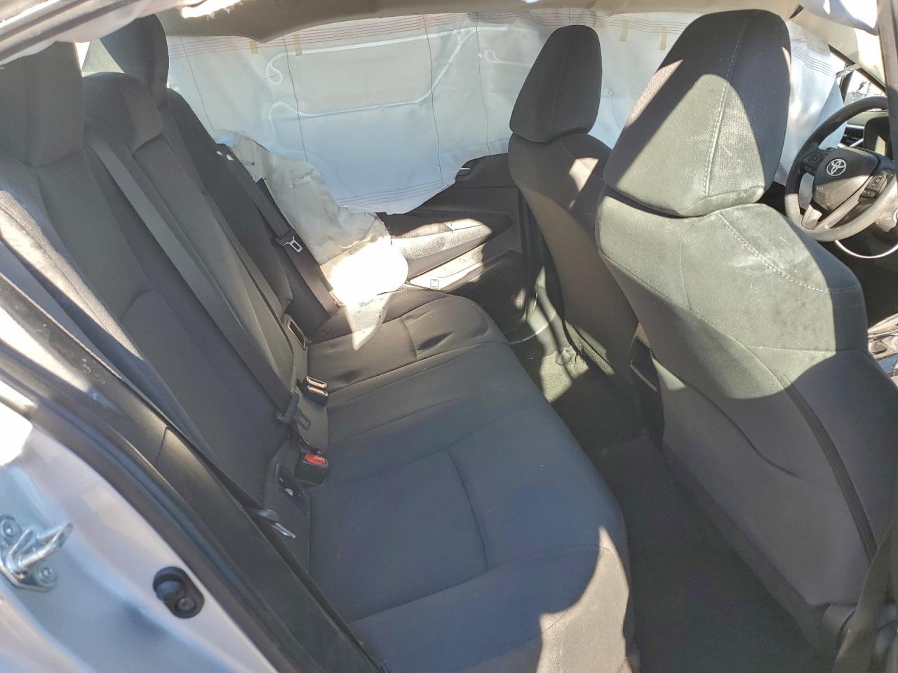 2021 TOYOTA COROLLA LE photo 10