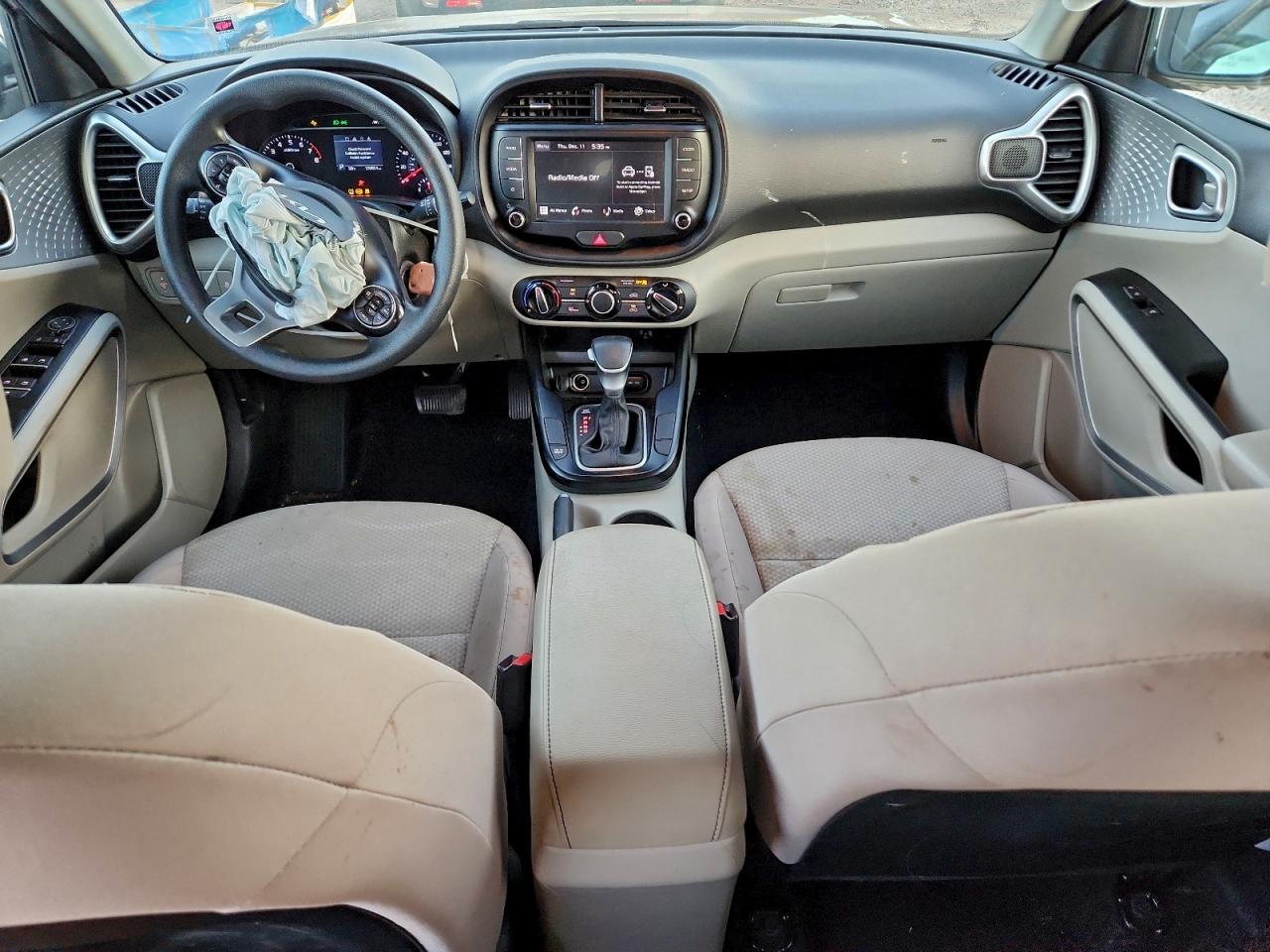 2022 KIA SOUL LX photo 15