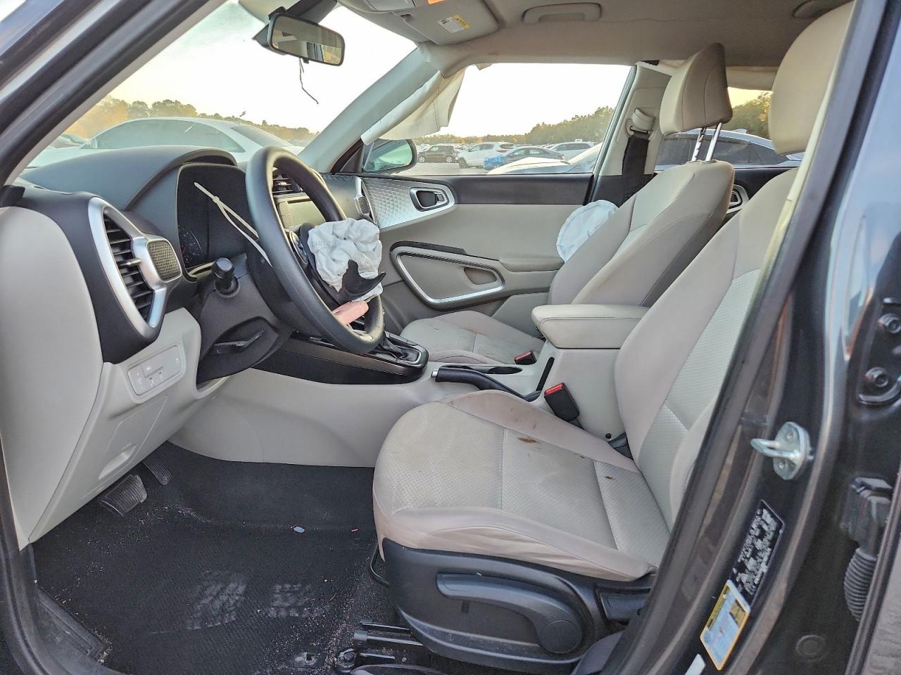 2022 KIA SOUL LX photo 13