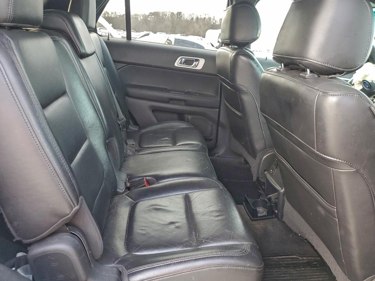 2011 FORD EXPLORER XLT photo 21