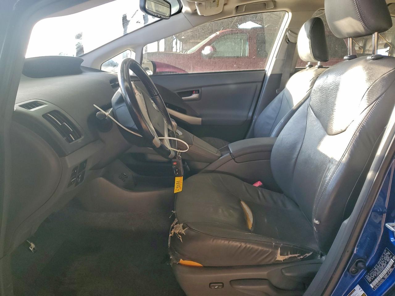 2010 TOYOTA PRIUS photo 7
