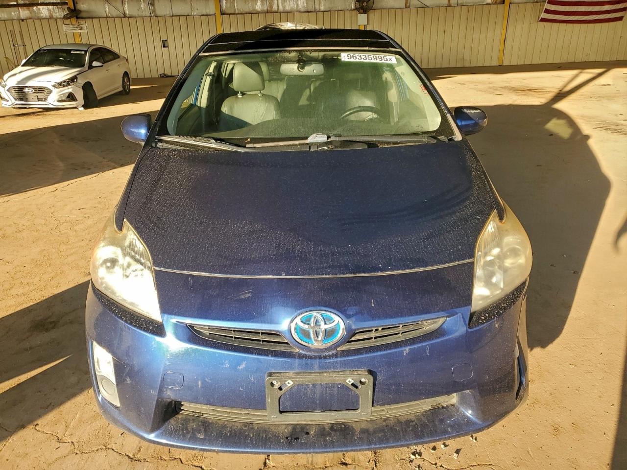 2010 TOYOTA PRIUS photo 5