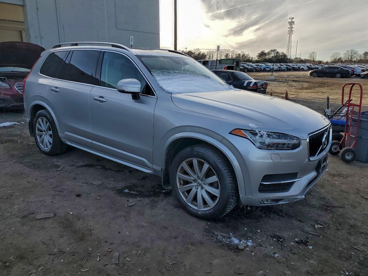 2016 VOLVO XC90 T6 photo 4
