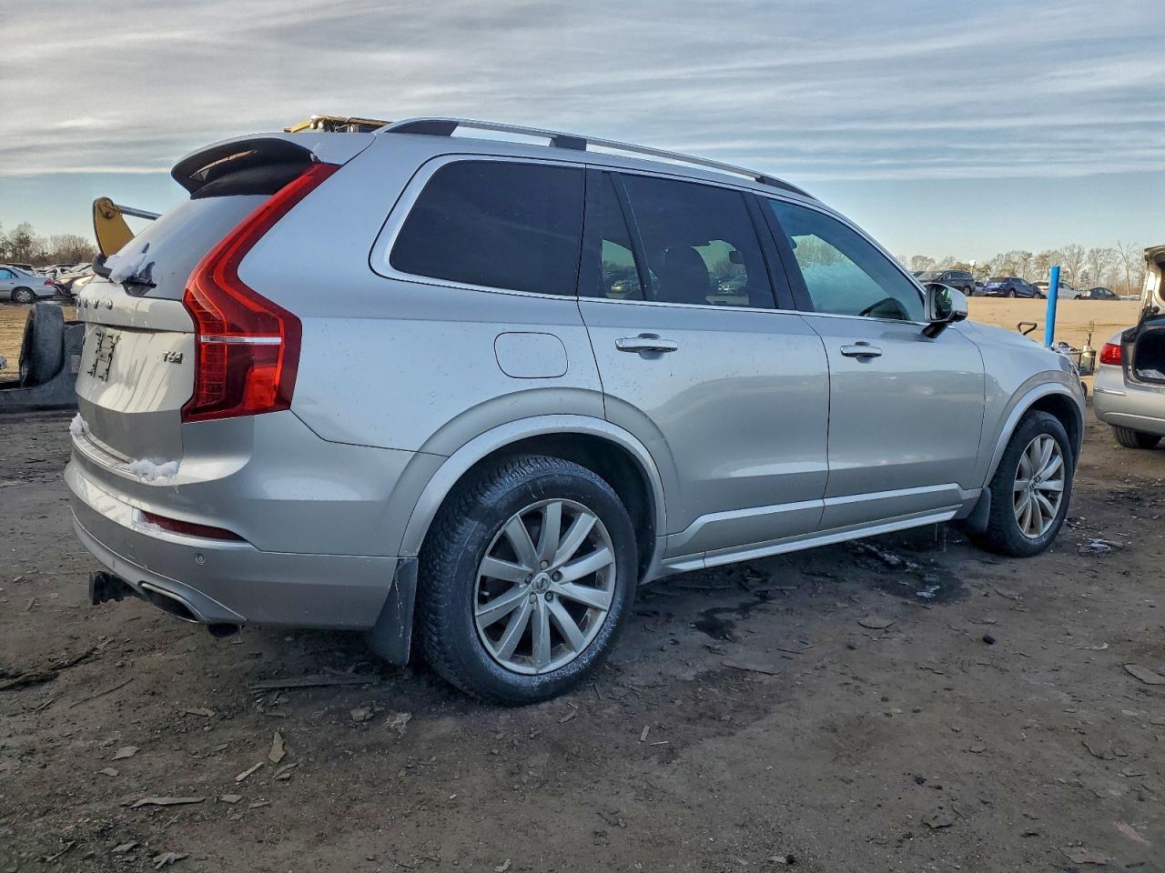 2016 VOLVO XC90 T6 photo 3