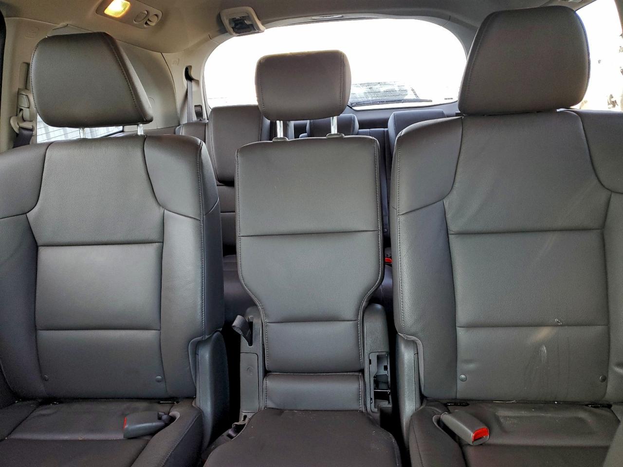 2016 HONDA ODYSSEY EXL photo 10