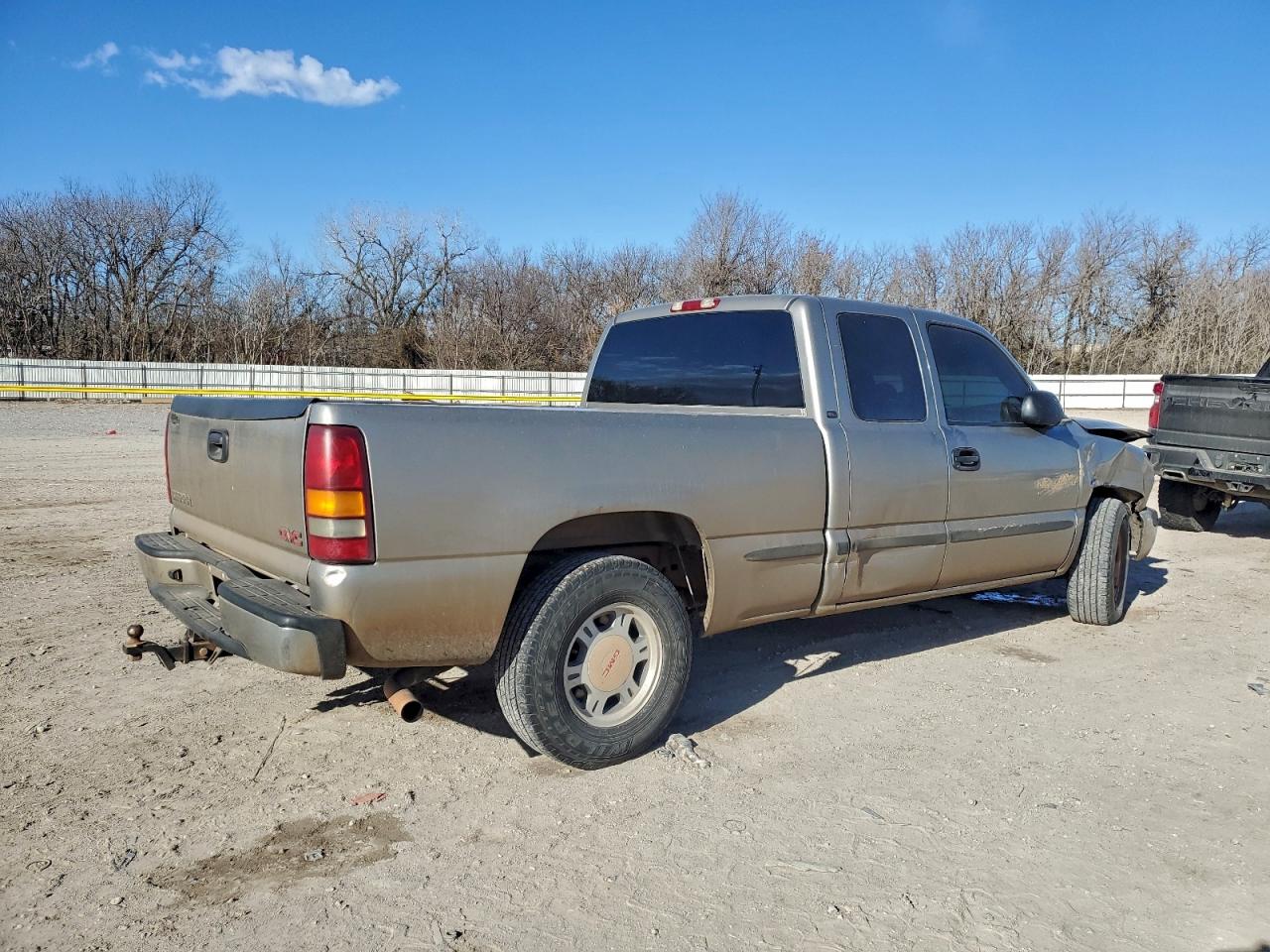 2002 GMC NEW SIERRA C1500 photo 5