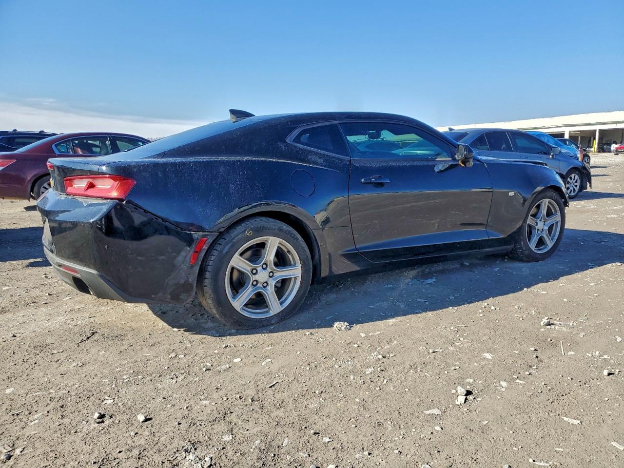 2016 CHEVROLET CAMARO LT photo 3