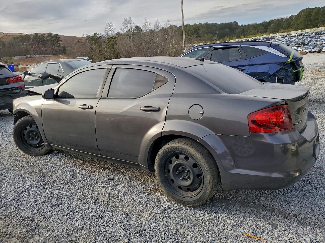 2014 DODGE AVENGER SE photo 2