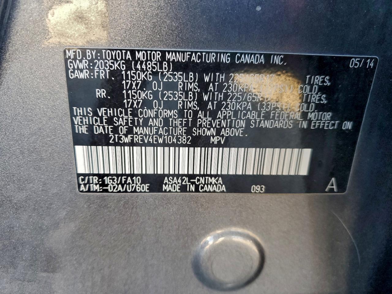 2014 TOYOTA RAV4 XLE photo 14