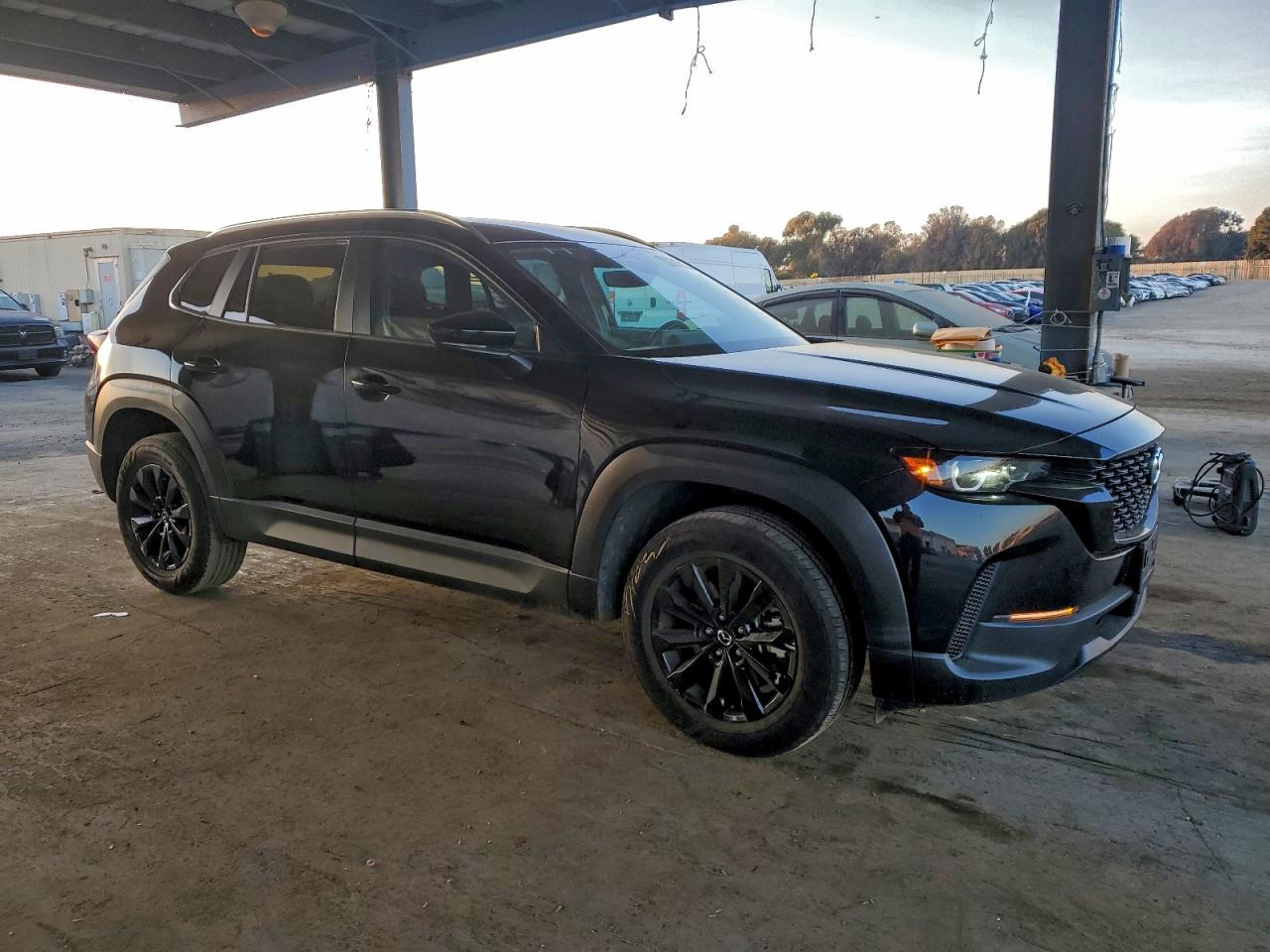 2025 MAZDA CX-50 PREFERRED photo 4