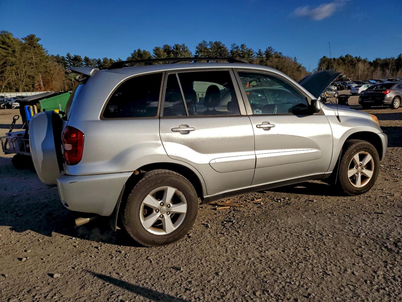 2005 TOYOTA RAV4 photo 3