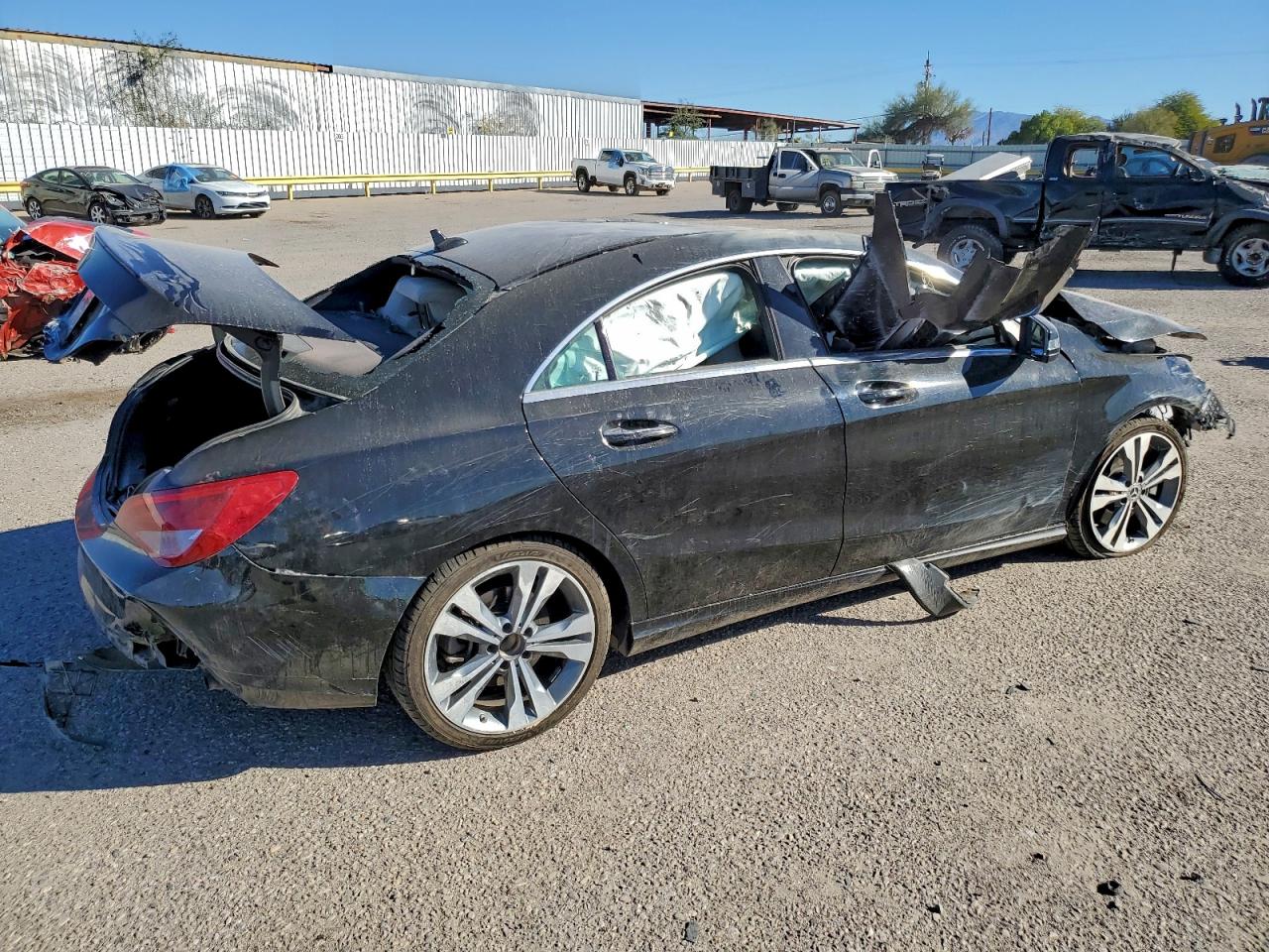 2018 MERCEDES-BENZ CLA 250 photo 3