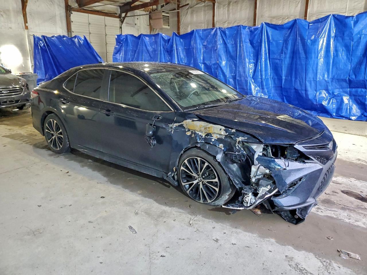 2019 TOYOTA CAMRY L photo 10