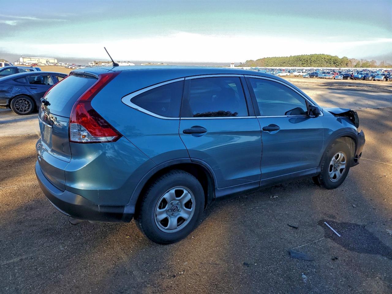 2013 HONDA CR-V LX photo 5