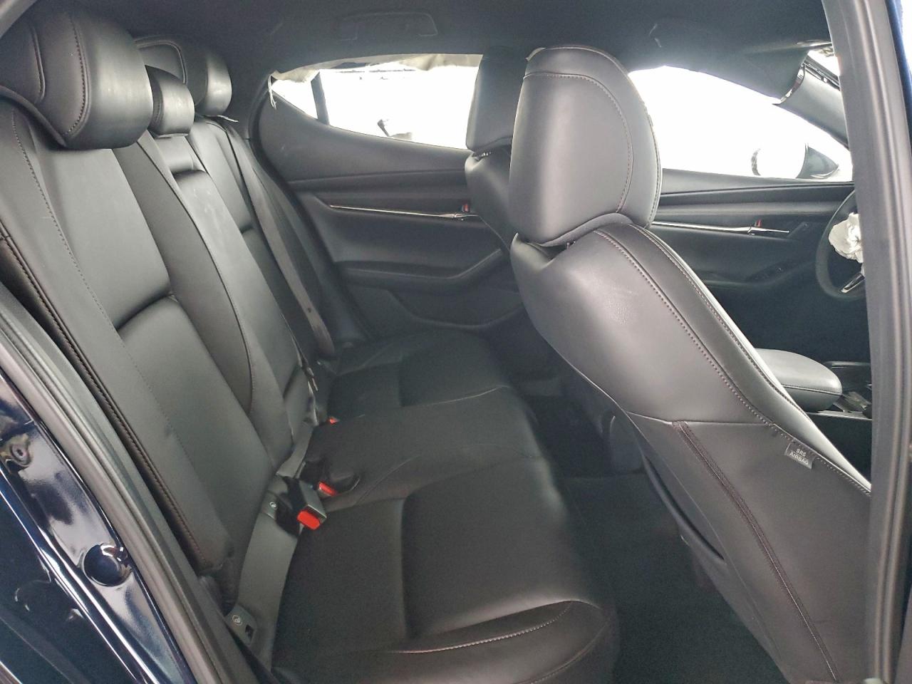 2019 MAZDA 3 photo 19