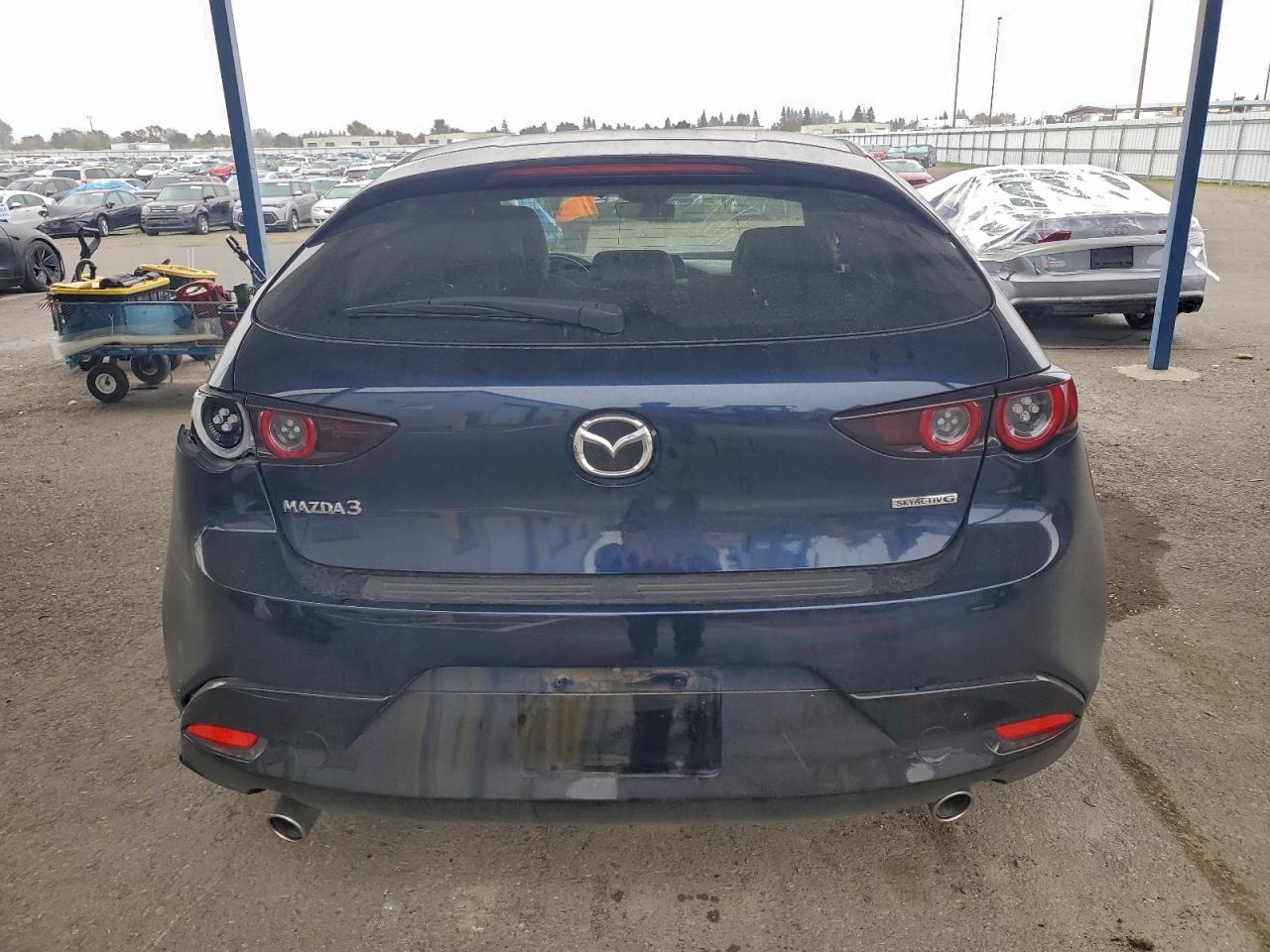 2019 MAZDA 3 photo 11