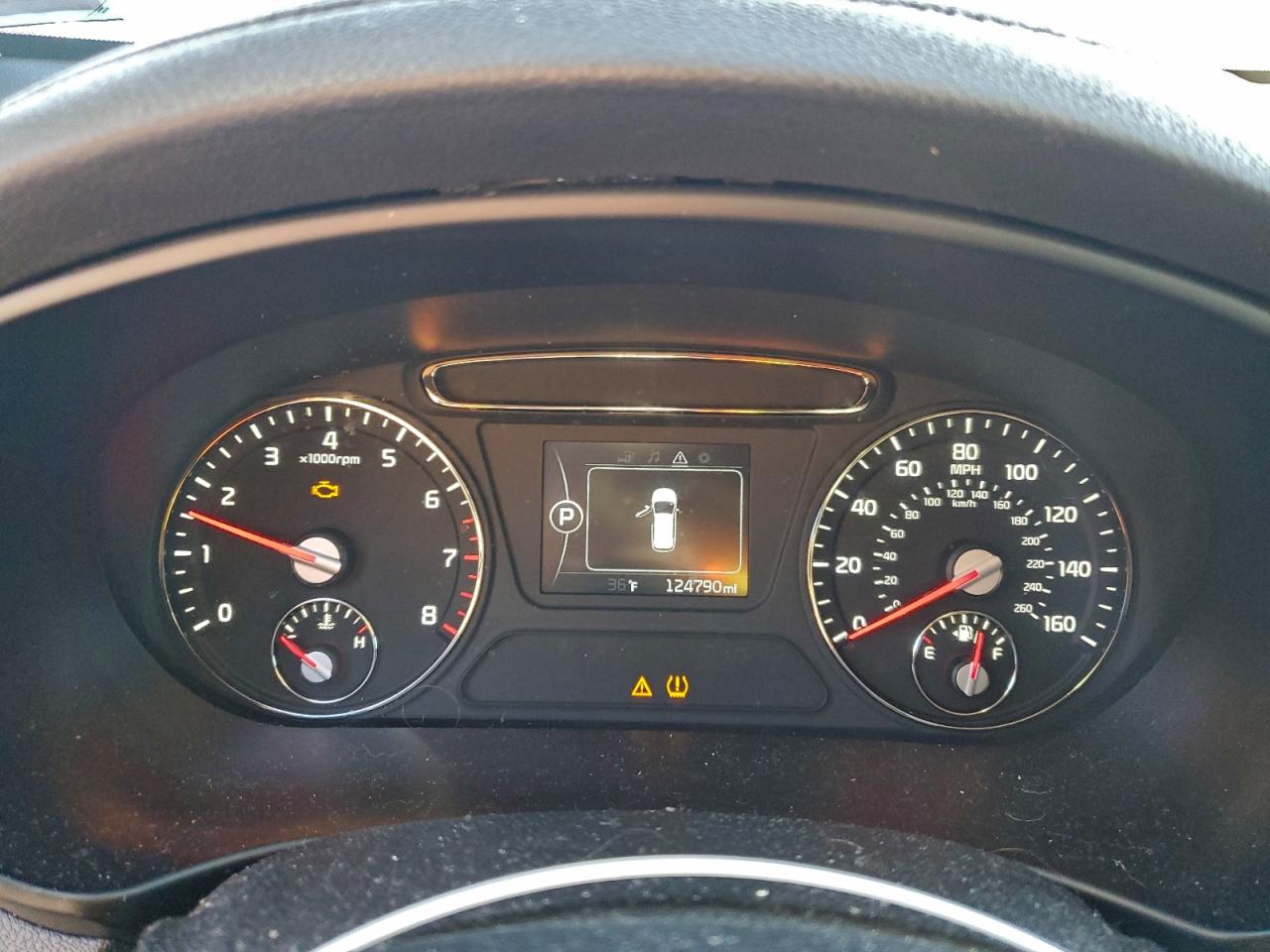 2016 KIA SORENTO LX photo 25