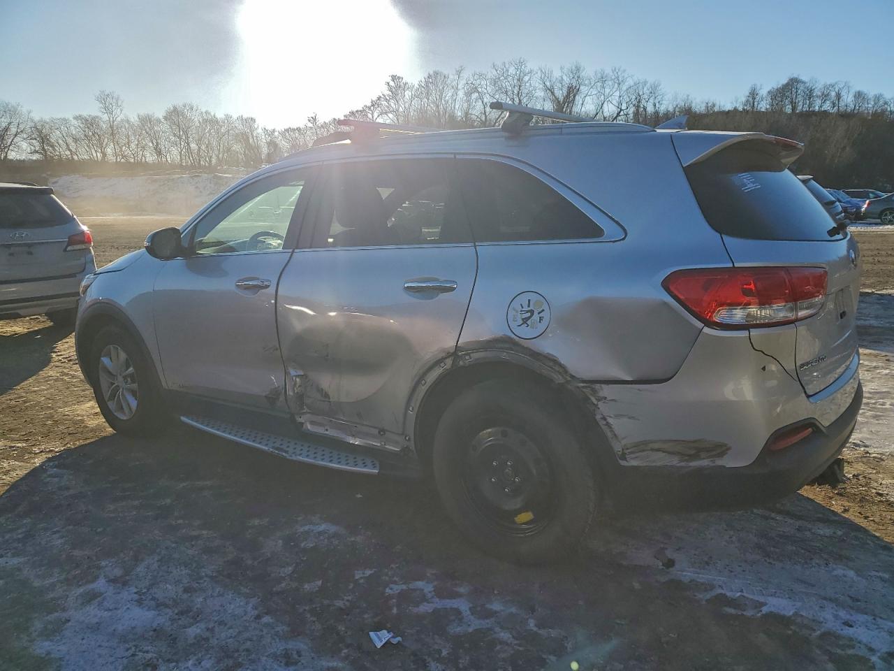2016 KIA SORENTO LX photo 4