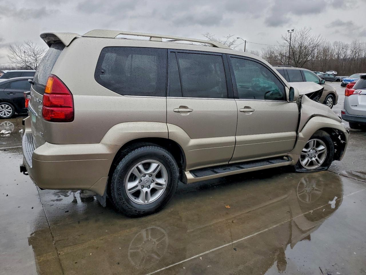 2004 LEXUS GX 470 photo 3