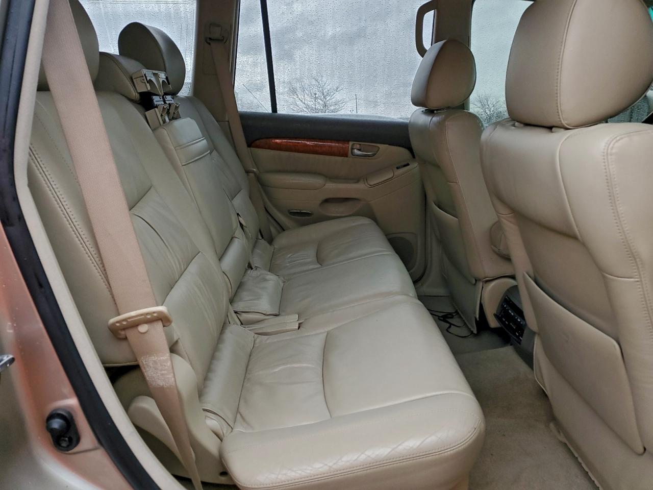 2004 LEXUS GX 470 photo 11