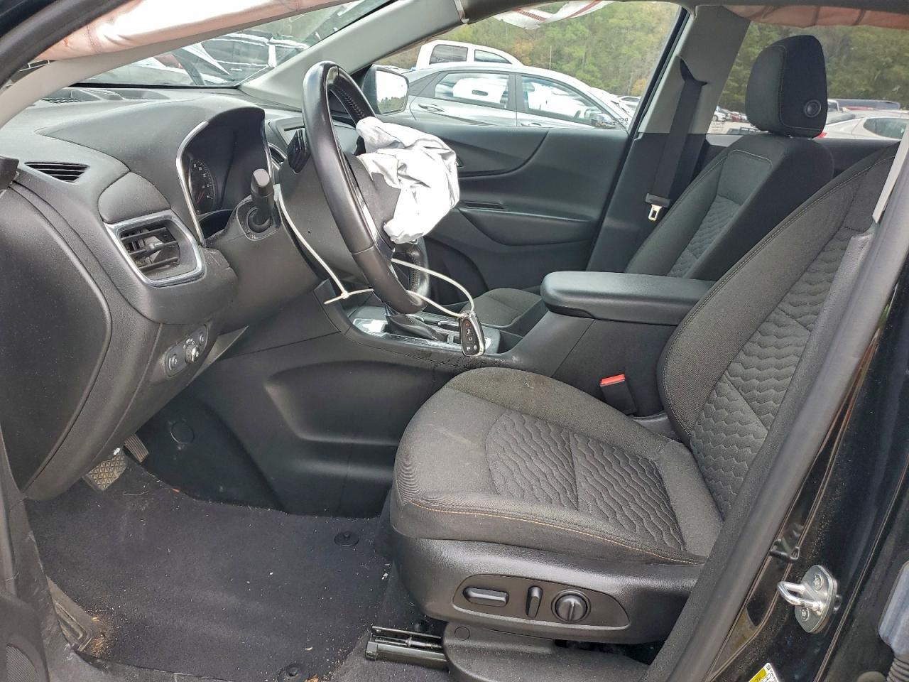 2021 CHEVROLET EQUINOX LT photo 7