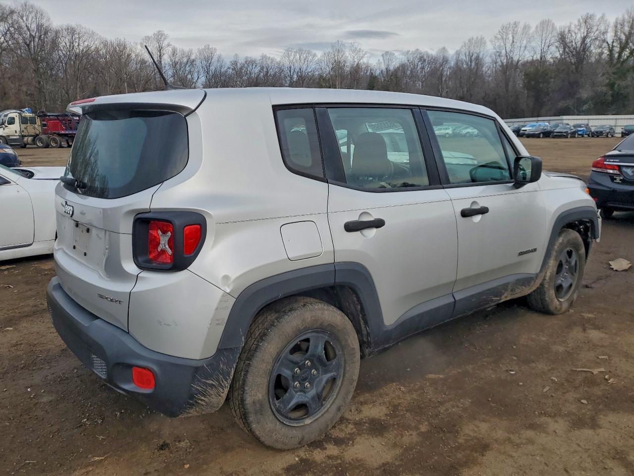 2017 JEEP RENEGADE SPORT photo 9