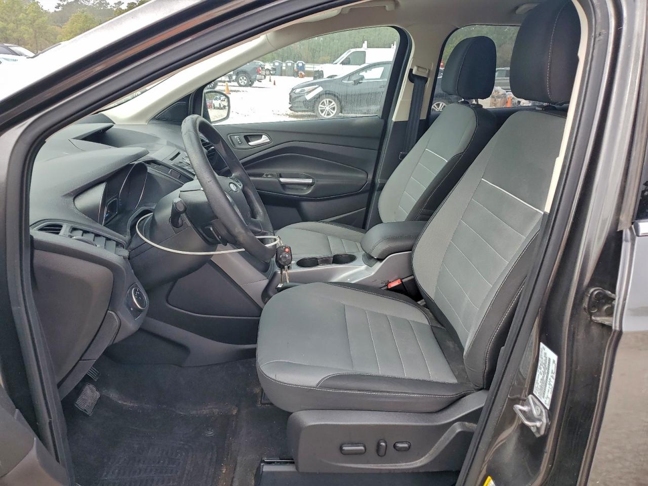 2015 FORD ESCAPE SE photo 7
