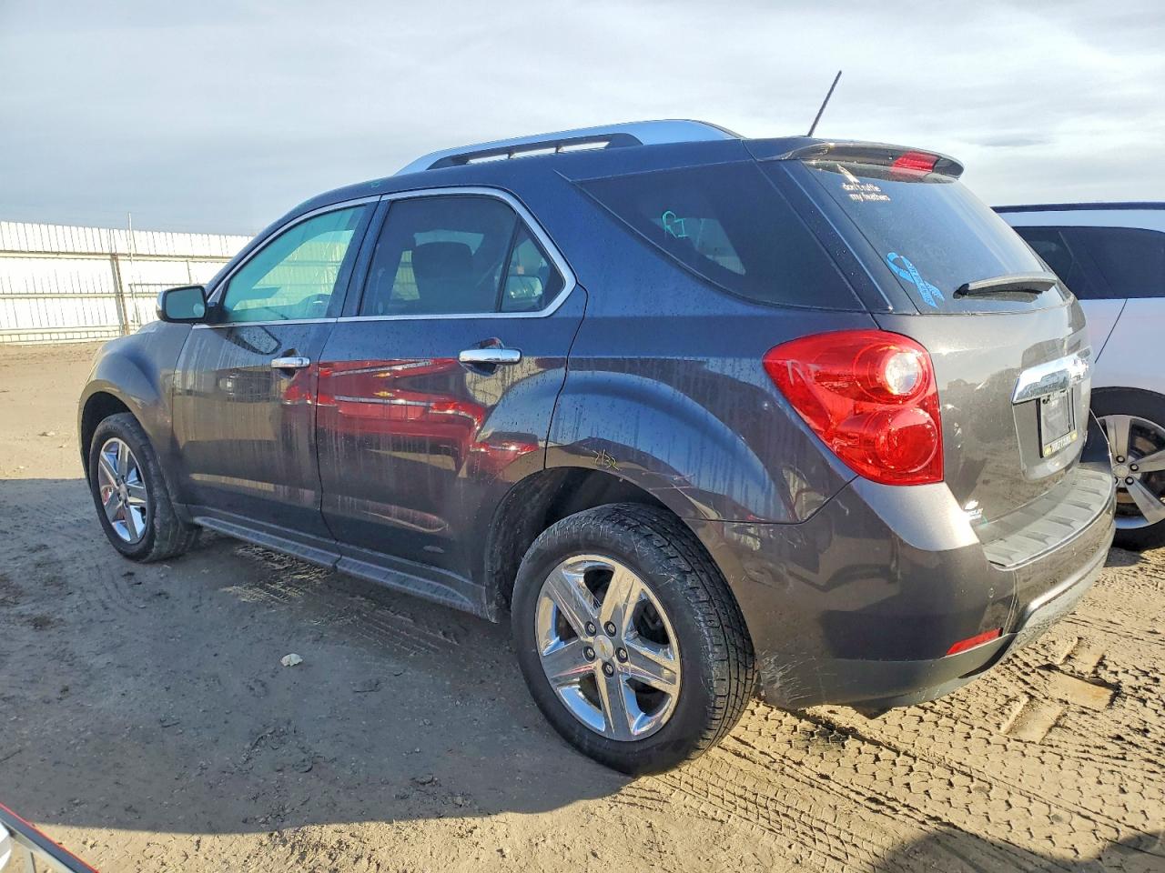 2015 CHEVROLET EQUINOX LTZ photo 2