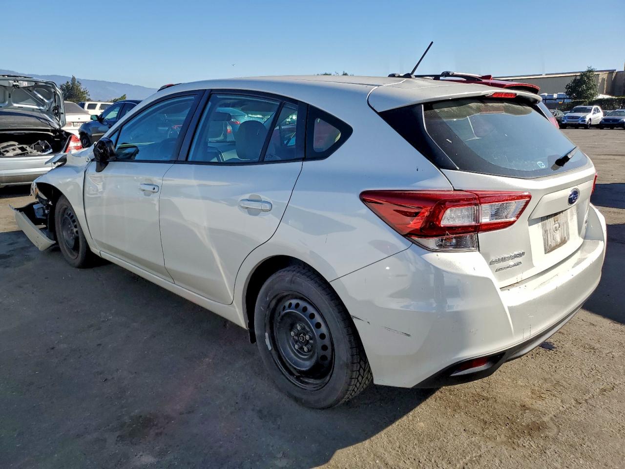 2017 SUBARU IMPREZA photo 2