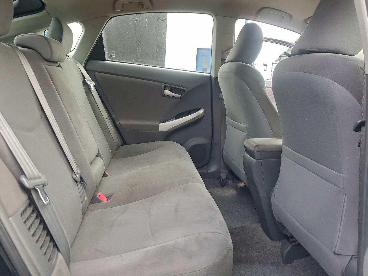 2011 TOYOTA PRIUS photo 10