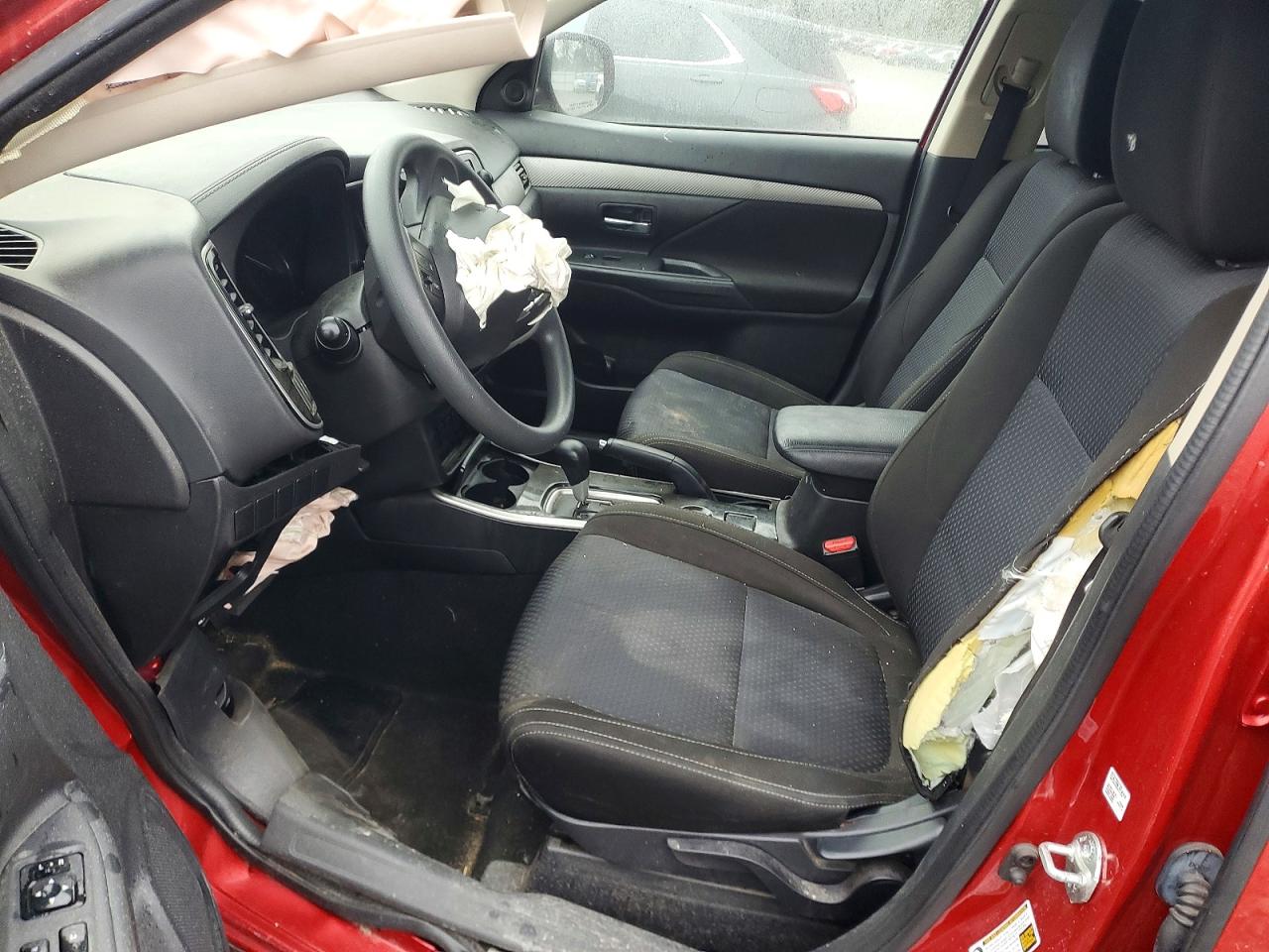 2018 MITSUBISHI OUTLANDER ES photo 13