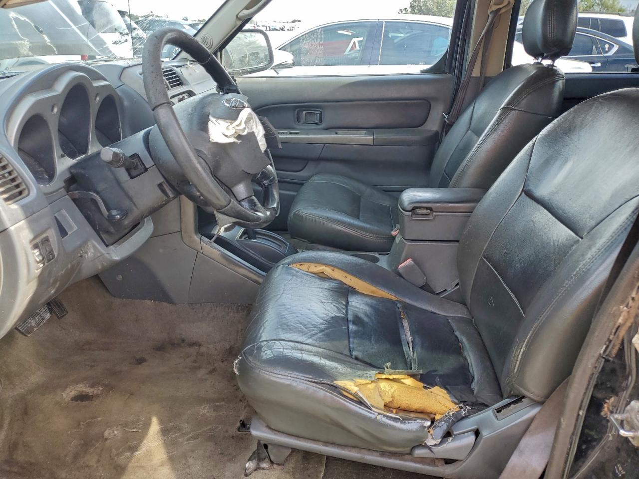 2002 NISSAN FRONTIER CREW CAB XE photo 7