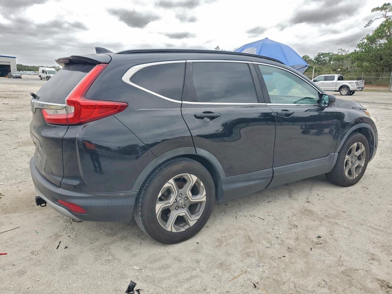 2017 HONDA CR-V EXL photo 5