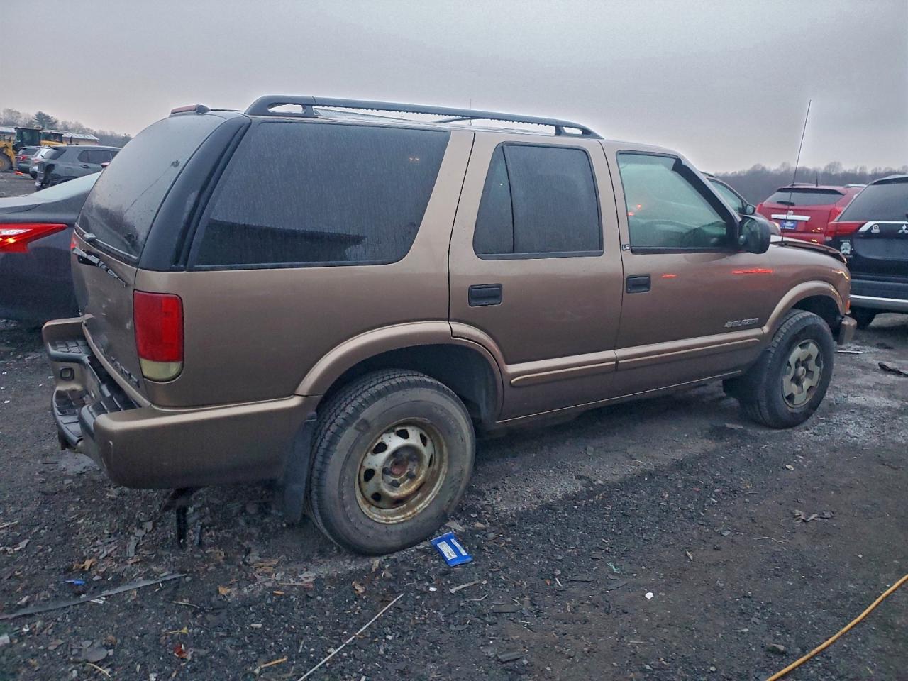 2003 CHEVROLET BLAZER photo 7