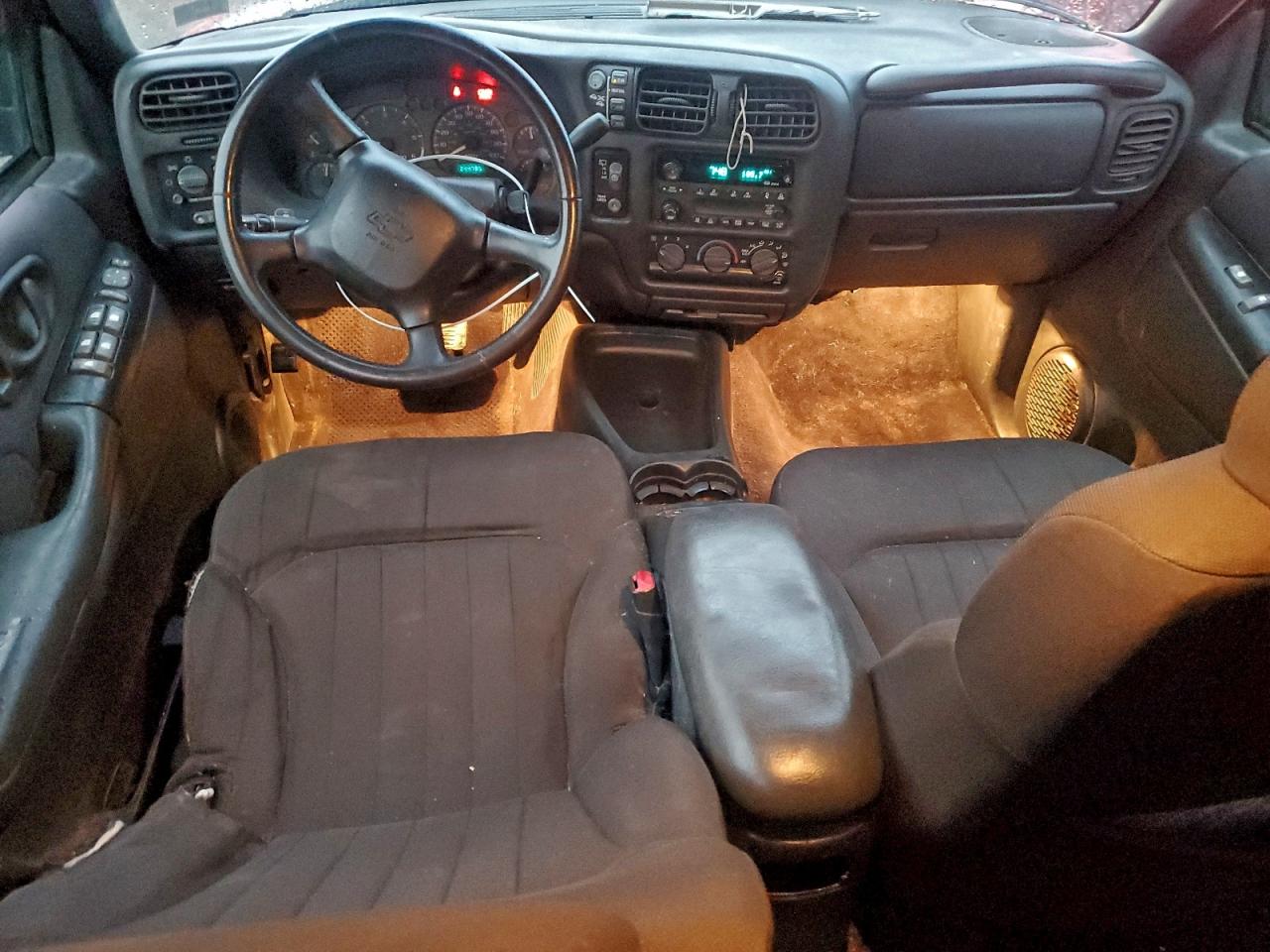 2003 CHEVROLET BLAZER photo 22