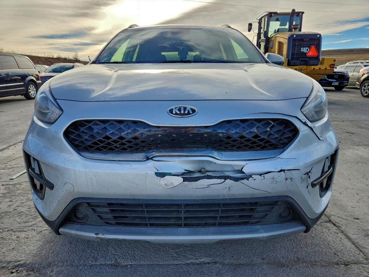 2020 KIA NIRO LX photo 9