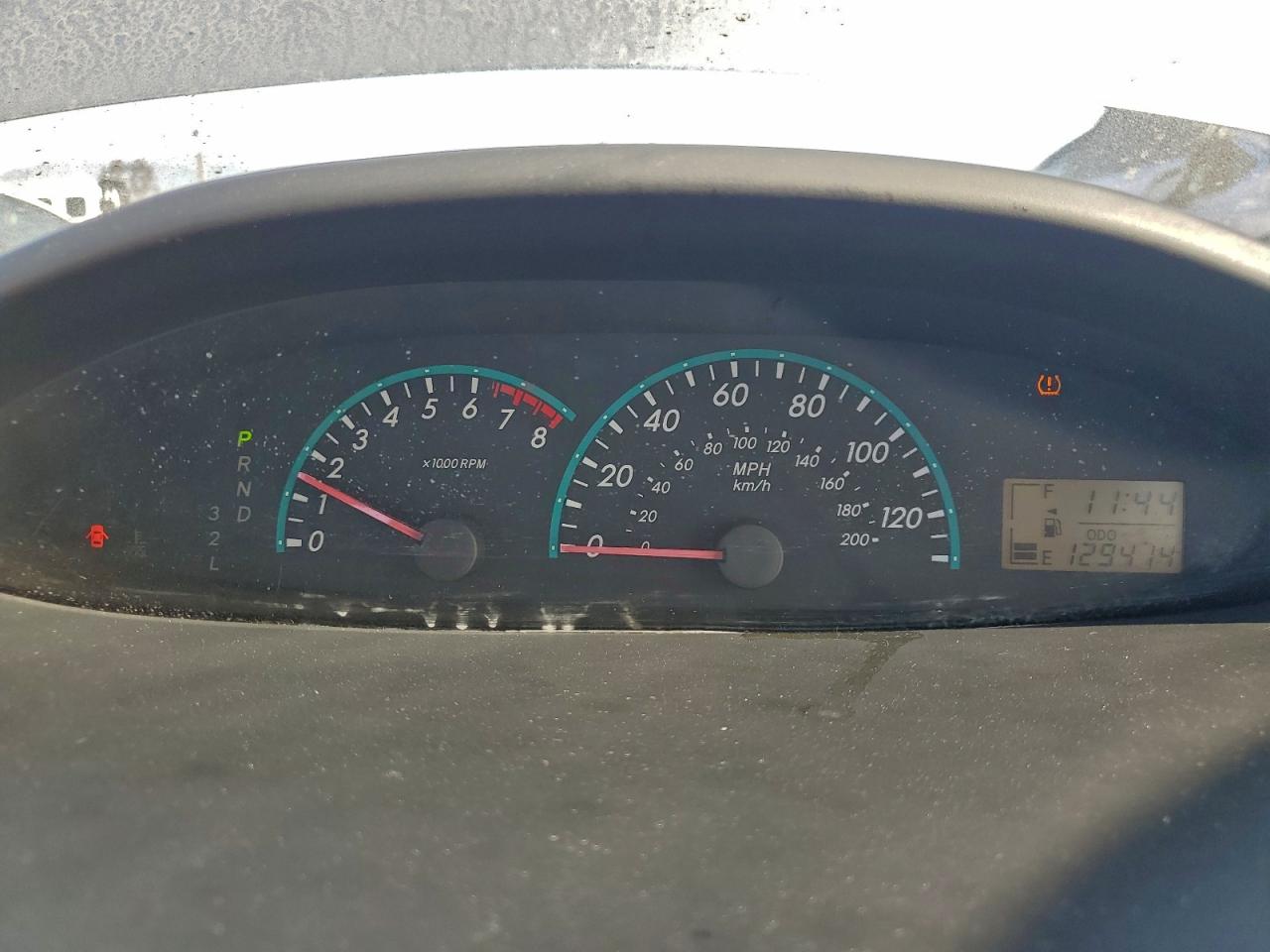 2010 TOYOTA YARIS photo 9